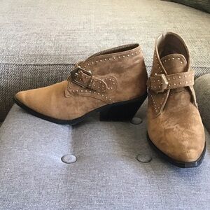 Seven7 Tan Ankle Boots with Studded Strap